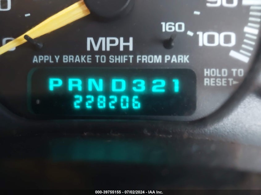 2000 Chevrolet Silverado 1500 VIN: 1GCEK14T0YE364282 Lot: 39755155