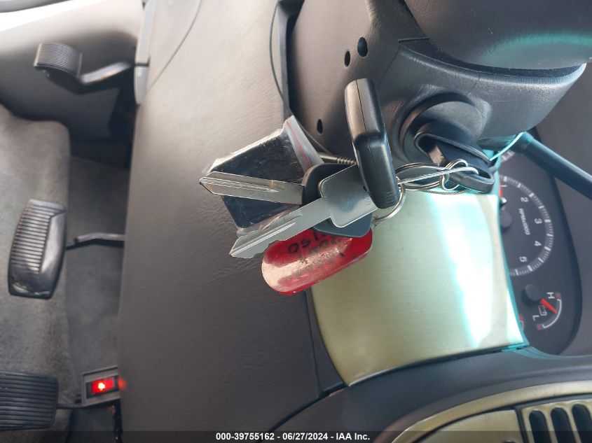 2001 Ford F-150 Harley-Davidson Edition/King Ranch Edition/Lariat/Xlt VIN: 1FTRW07L01KF41884 Lot: 39755162