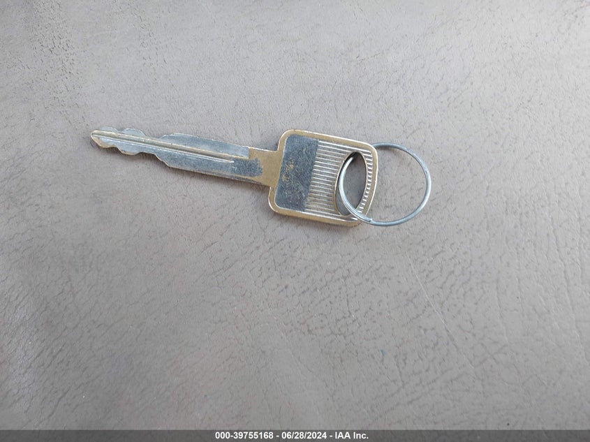 2000 Ford F250 Super Duty VIN: 1FTNX21F5YEE01350 Lot: 39755168