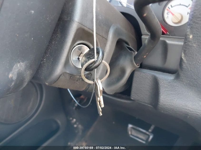 2002 Dodge Ram 1500 VIN: 3D7HU18N52G197474 Lot: 39755169