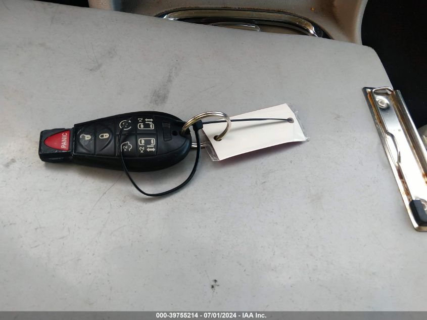 2014 Chrysler Town & Country Limited VIN: 2C4RC1GG7ER164379 Lot: 39755214