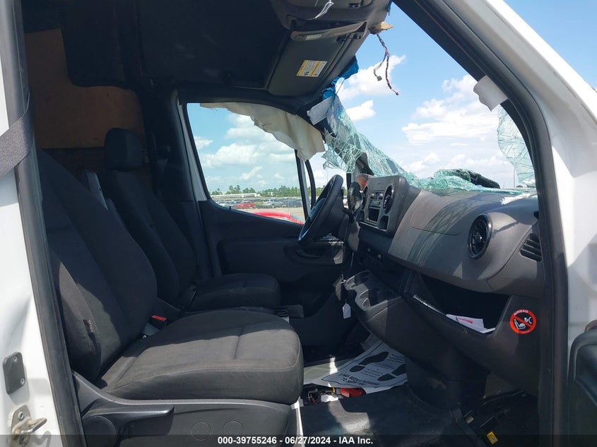 2020 Mercedes-Benz Sprinter 2500 High Roof V6 VIN: W1W4ECHY1LT035040 Lot: 39755246