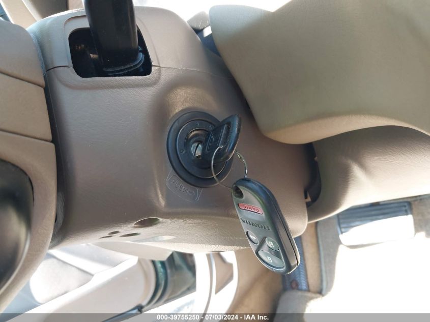 2000 Honda Accord 2.3 Se VIN: 1HGCG6698YA124557 Lot: 39755250