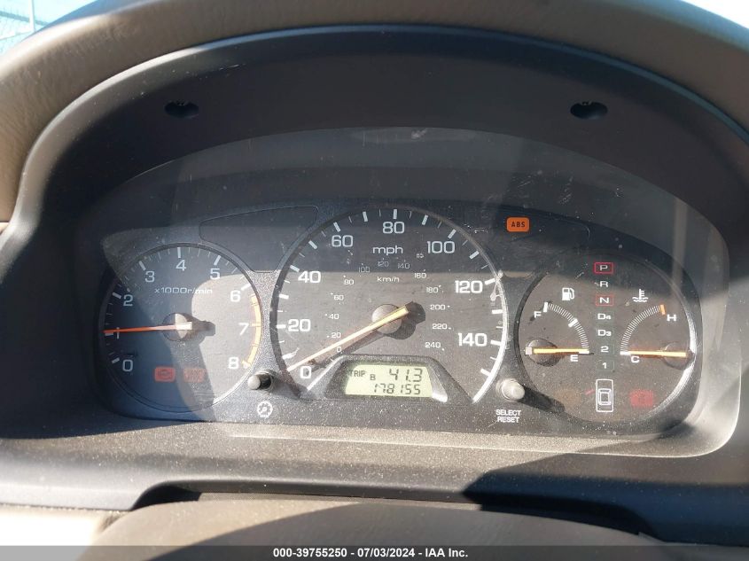 2000 Honda Accord 2.3 Se VIN: 1HGCG6698YA124557 Lot: 39755250