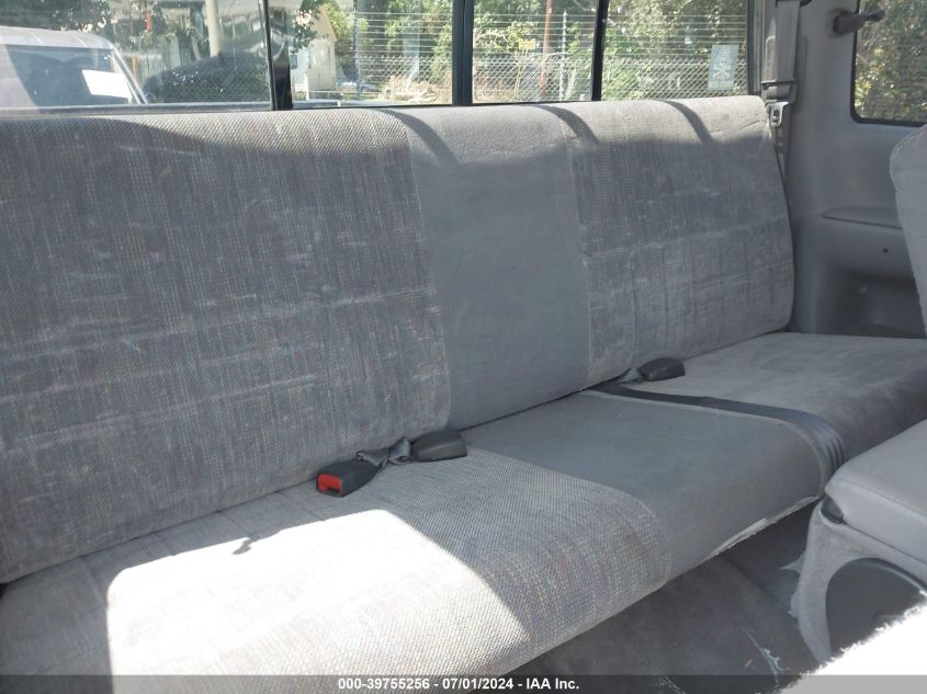 1997 Dodge Ram 1500 St VIN: 3B7HC13Y3VG727850 Lot: 39755256