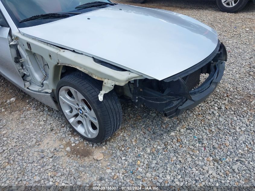 2005 BMW Z4 3.0I VIN: 4USBT53545LU09798 Lot: 39755307