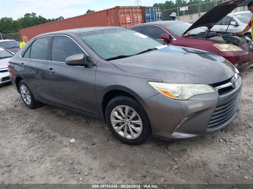 4T1BF1FK0GU120966 2016 TOYOTA CAMRY - Image 1