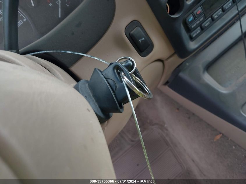 2000 Ford Explorer Eddie Bauer VIN: 1FMDU74EXYZA27813 Lot: 39755366