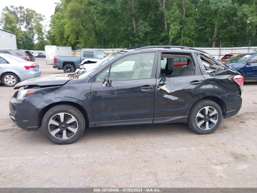 2018 Subaru Forester 2.5I Premium VIN: JF2SJAGCXJH471637 Lot: 39755450