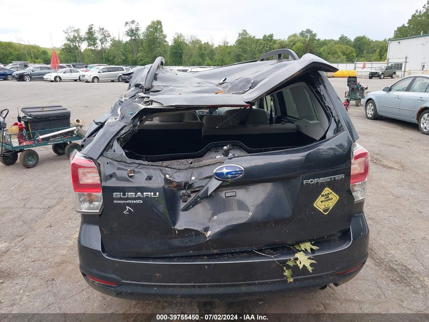 2018 Subaru Forester 2.5I Premium VIN: JF2SJAGCXJH471637 Lot: 39755450