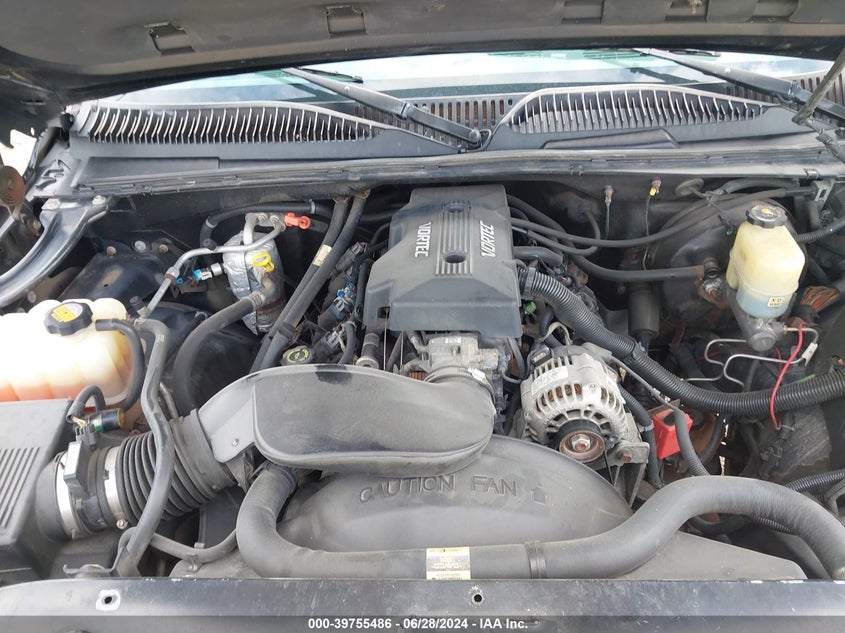 2000 Chevrolet Silverado K1500 VIN: 1GCEK14T6YZ208062 Lot: 39755486