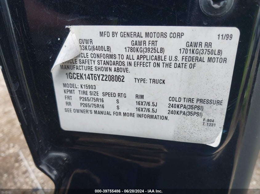 2000 Chevrolet Silverado K1500 VIN: 1GCEK14T6YZ208062 Lot: 39755486