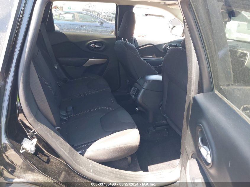 2017 Jeep Cherokee Latitude VIN: 1C4PJLCB2HW668059 Lot: 39755490