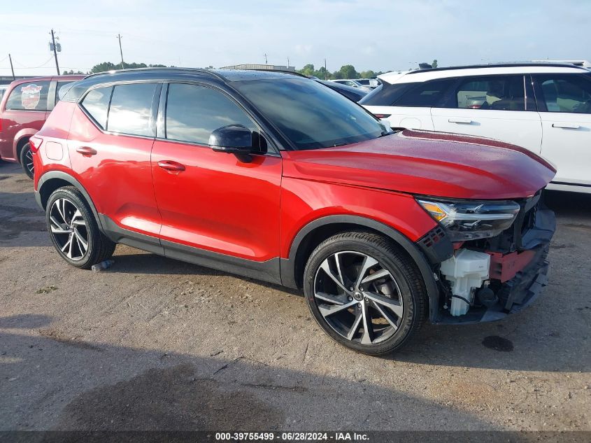 2019 Volvo Xc40 T5 Momentum/T5 R-Design VIN: YV4162XZXK2017685 Lot: 39755499