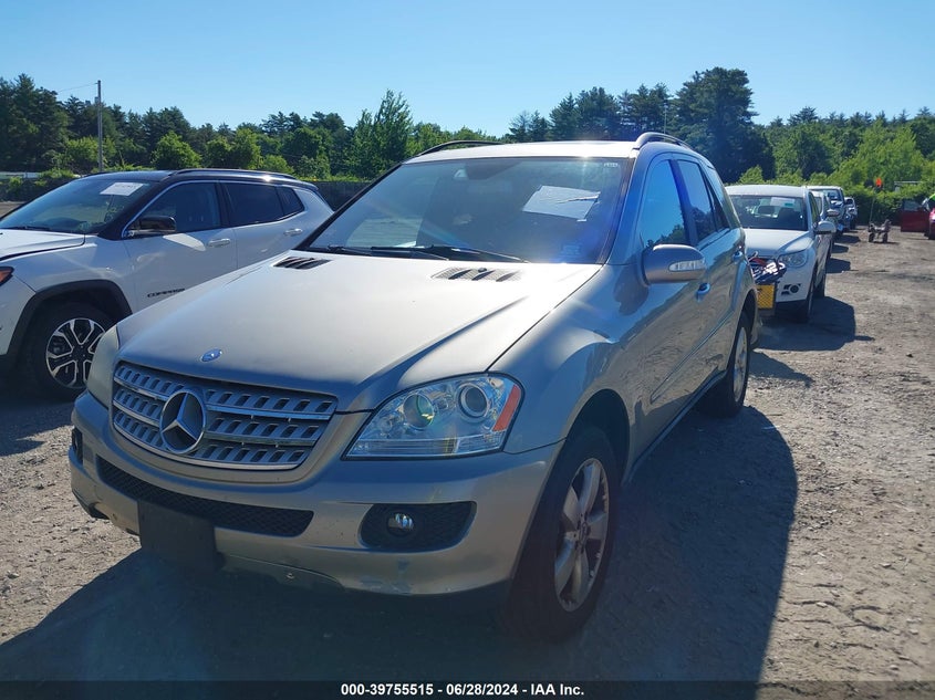 2007 Mercedes-Benz Ml 500 VIN: 4JGBB75E17A155933 Lot: 39755515