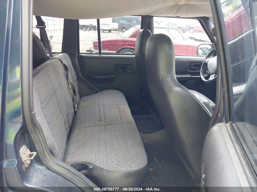 2000 Jeep Cherokee Sport VIN: 1J4FF48S4YL262887 Lot: 39755777