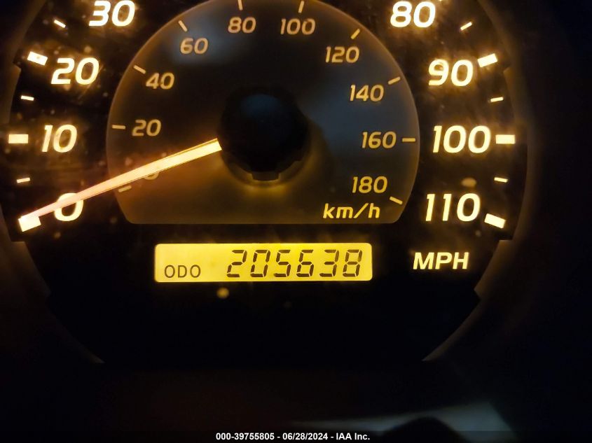 2004 Toyota 4Runner Sr5/Sport VIN: JTEBT14R940040111 Lot: 39755805