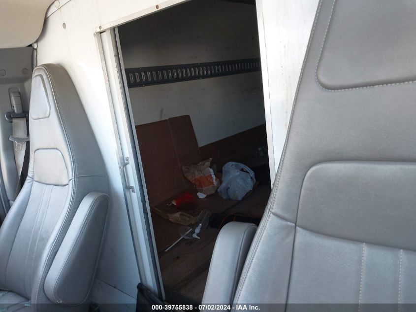 2017 GMC Savana Cutaway G3500 VIN: 1GD37RCF9H1102640 Lot: 39755838