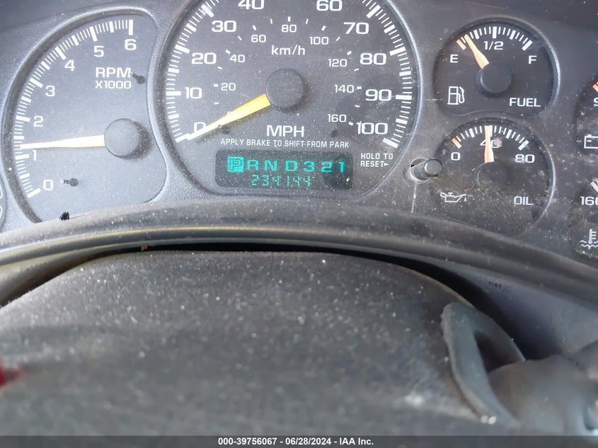 2000 Chevrolet Silverado 1500 Ls VIN: 2GCEK19T4Y1225878 Lot: 39756067