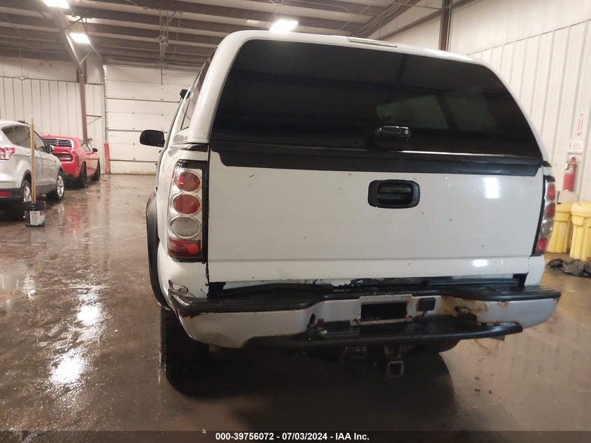 2003 Chevrolet Silverado K2500 Heavy Duty VIN: 1GCHK29U63E340260 Lot: 39756072