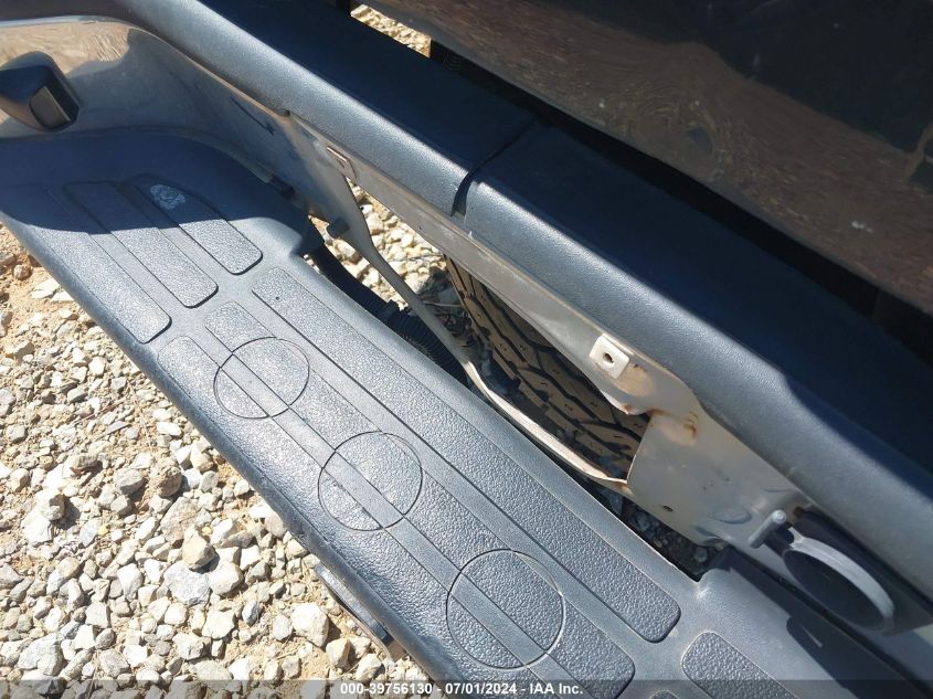 2003 GMC Sierra 2500Hd Slt VIN: 1GTHK23U03F171212 Lot: 39756130