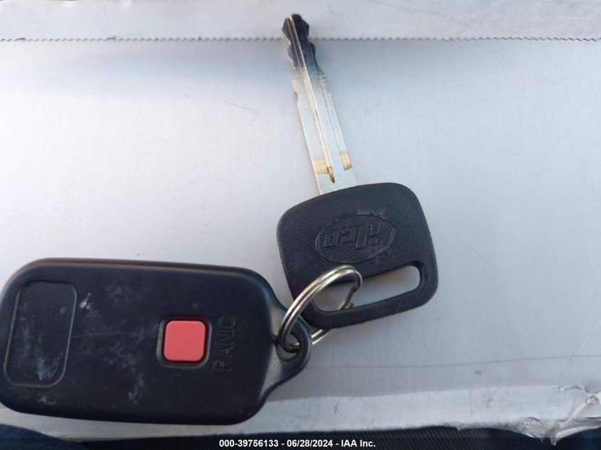 2003 Toyota Matrix Xrs VIN: 2T1KY32EX3C067484 Lot: 39756133