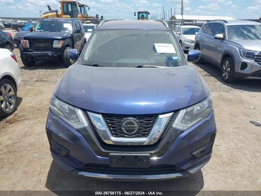 2018 NISSAN ROGUE SV - KNMAT2MV8JP596979