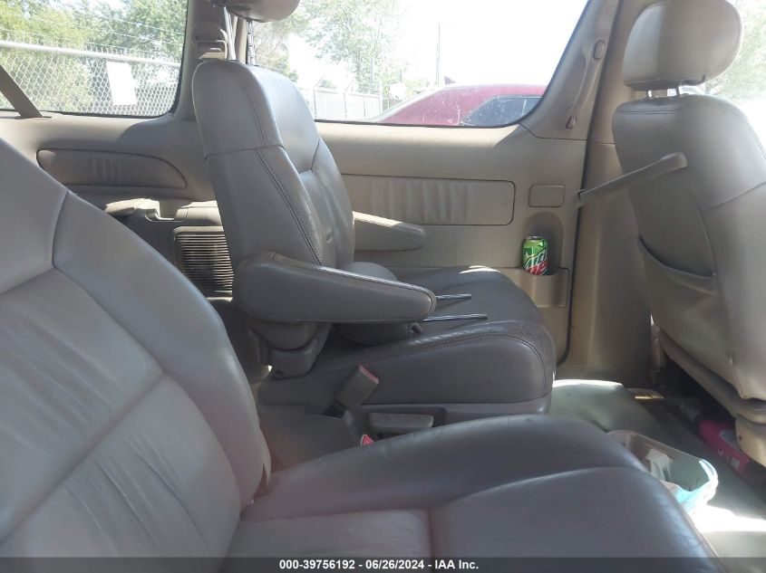 2000 Toyota Sienna Xle VIN: 4T3ZF13C9YU275083 Lot: 39756192