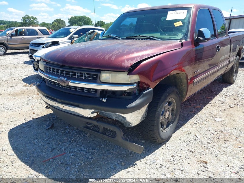 2002 Chevrolet Silverado 1500 Ls VIN: 2GCEK19T121111361 Lot: 39756231