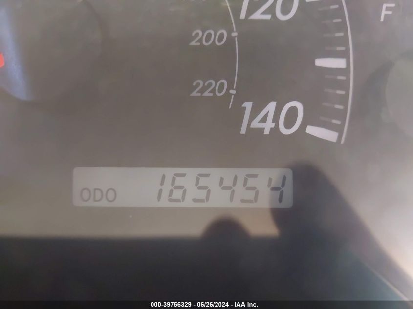 2005 Toyota Camry Le VIN: 4T1BE32K95U585862 Lot: 39756329