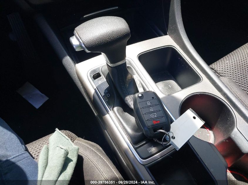 2020 Kia Optima Lx VIN: 5XXGT4L38LG434091 Lot: 39756351