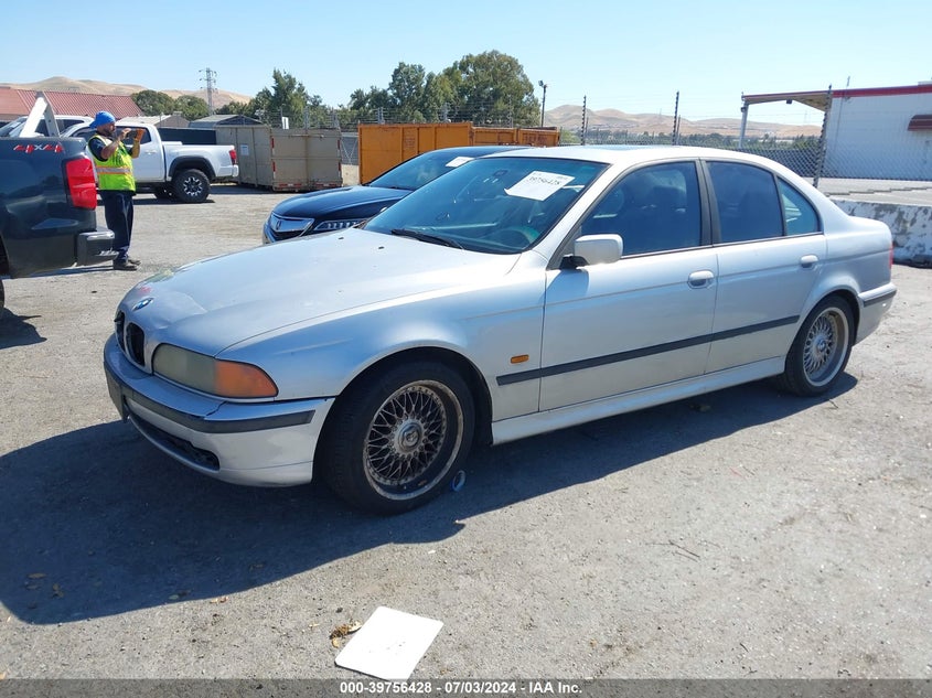 2000 BMW 528I VIN: WBADM5344YBY19706 Lot: 39756428