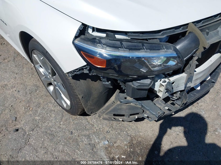 2018 Chevrolet Malibu Premier VIN: 1G1ZE5SX0JF103135 Lot: 39756476