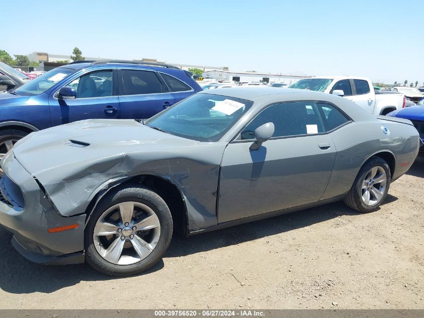 2018 Dodge Challenger Sxt VIN: 2C3CDZAG9JH288491 Lot: 39756520