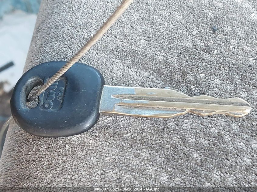 2002 Kia Optima Lx V6/Se V6 VIN: KNAGD128225118419 Lot: 39756521