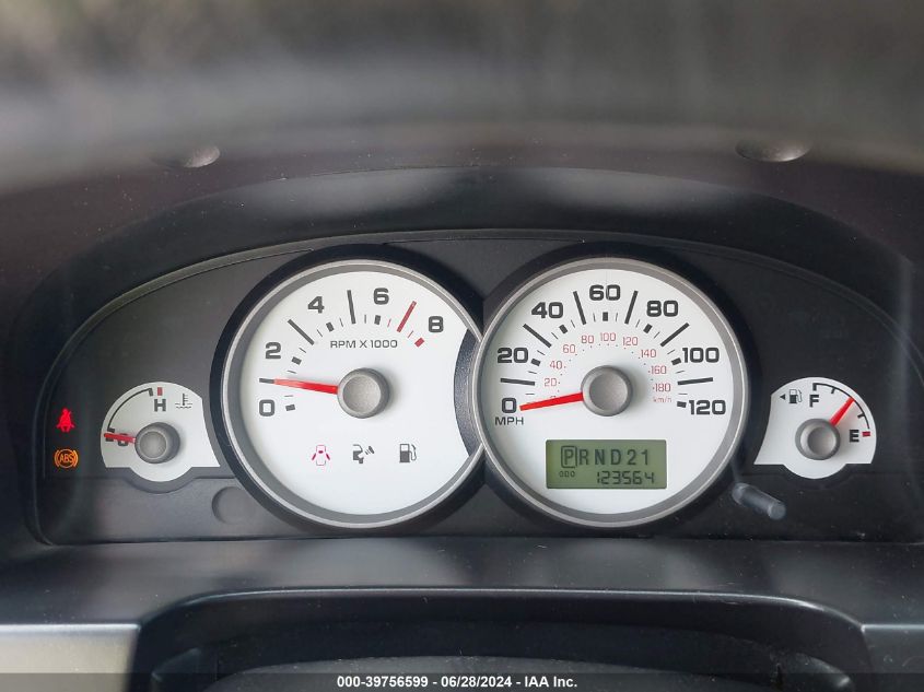 2006 Ford Escape Xls/Xls Manual VIN: 1FMYU02Z56KC81806 Lot: 39756599