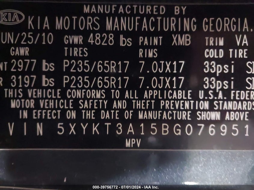 2011 Kia Sorento Lx VIN: 5XYKT3A15BG076951 Lot: 39756772