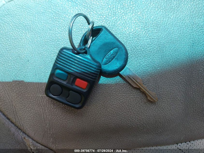 2004 Ford Expedition Eddie Bauer VIN: 1FMFU18L74LB56409 Lot: 39756774