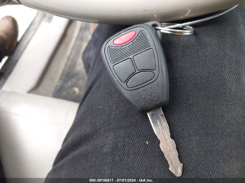 2005 Jeep Grand Cherokee Limited VIN: 1J4HR58245C653944 Lot: 39756817