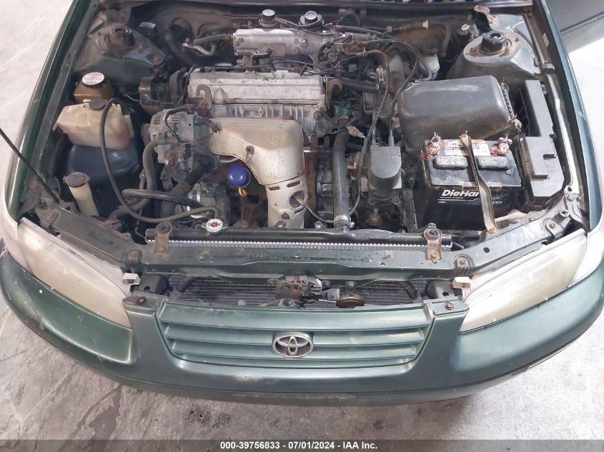 1999 Toyota Camry Ce VIN: 4T1BG22K2XU918748 Lot: 39756833