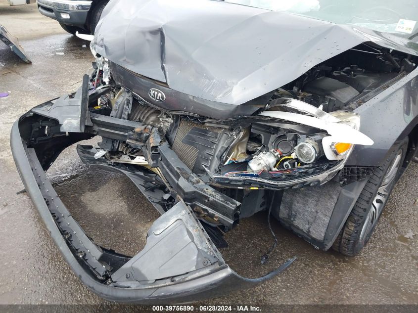 2015 Kia Cadenza Premium/Limited VIN: KNALN4D72F5184735 Lot: 39756890