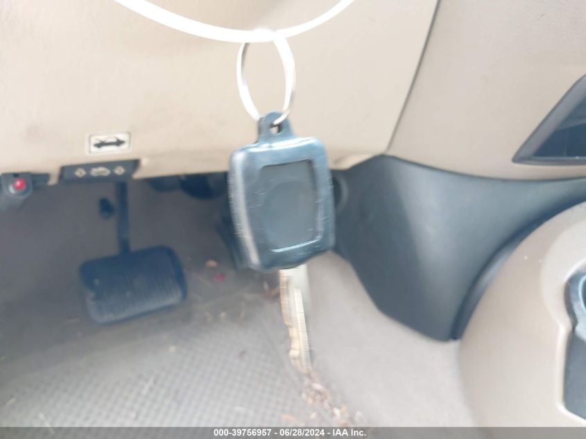 2007 Ford Focus S/Se/Ses VIN: 1FAFP34N27W200596 Lot: 39756957