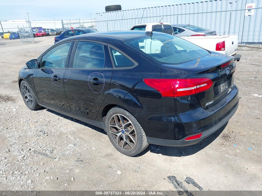 VIN 1FADP3H27HL266569 2017 FORD FOCUS SEL