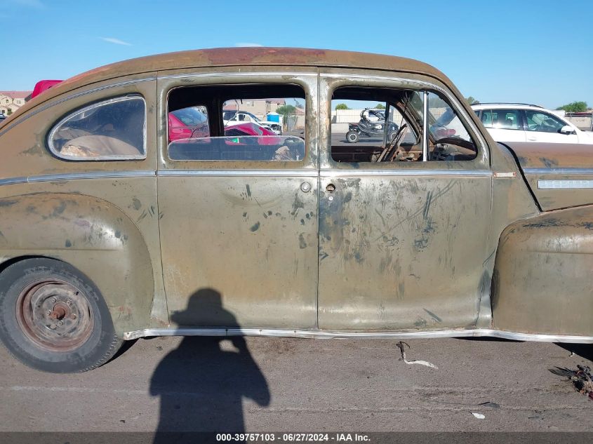 1947 Lincoln Zephyr Base (100B) VIN: 5EH735479 Lot: 39757103