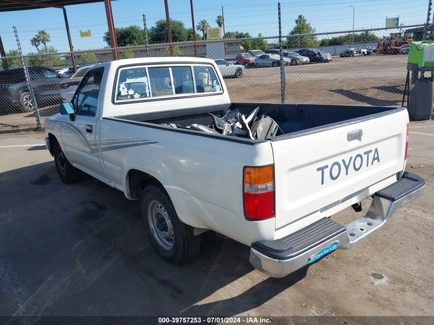 1989 Toyota Pickup 1/2 Ton Sht Wheelbase Dlx VIN: JT4RN81P9K0032824 Lot: 39757253