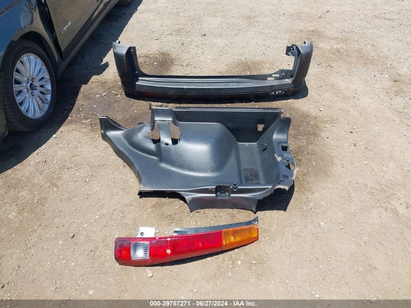 2003 Honda Cr-V Lx VIN: JHLRD68403C015691 Lot: 39757271