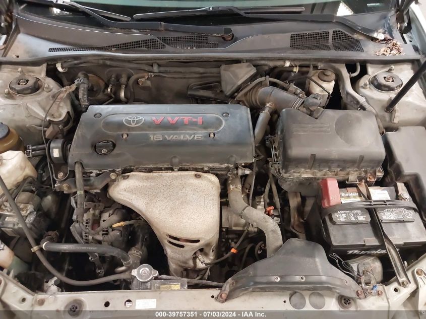 2004 Toyota Camry Le VIN: 4T1BE32K14U892599 Lot: 39757351