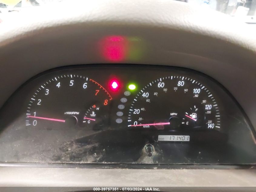 2004 Toyota Camry Le VIN: 4T1BE32K14U892599 Lot: 39757351