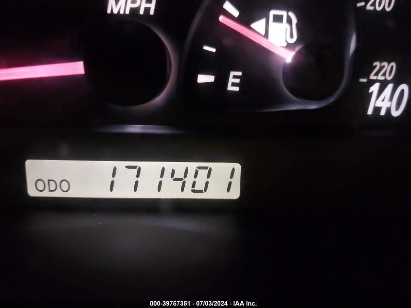 2004 Toyota Camry Le VIN: 4T1BE32K14U892599 Lot: 39757351