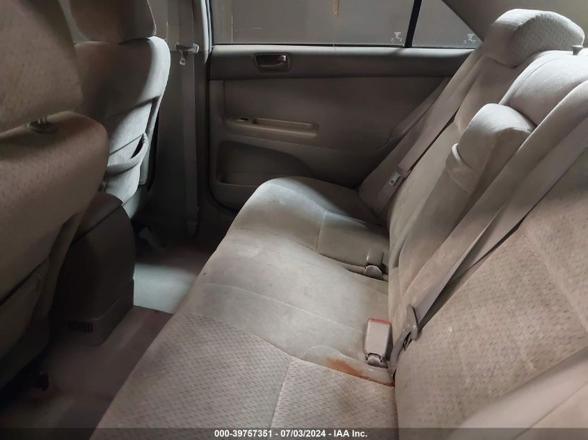 2004 Toyota Camry Le VIN: 4T1BE32K14U892599 Lot: 39757351